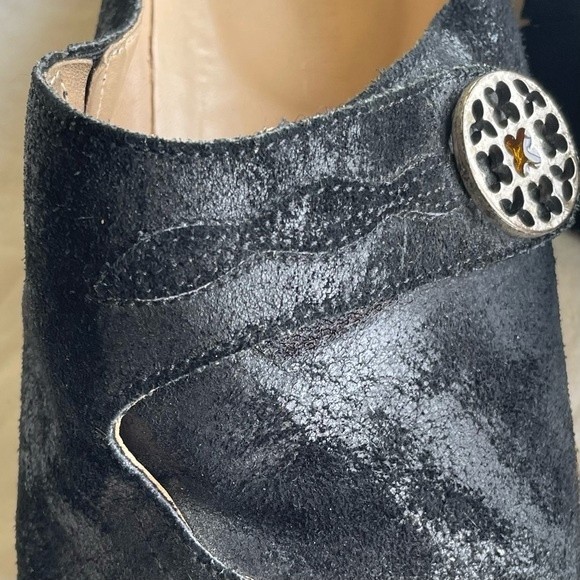 Haflinger Womens Size 36 Black Slip On Scuffed Leather Mule/Clog - Picture 4 of 13